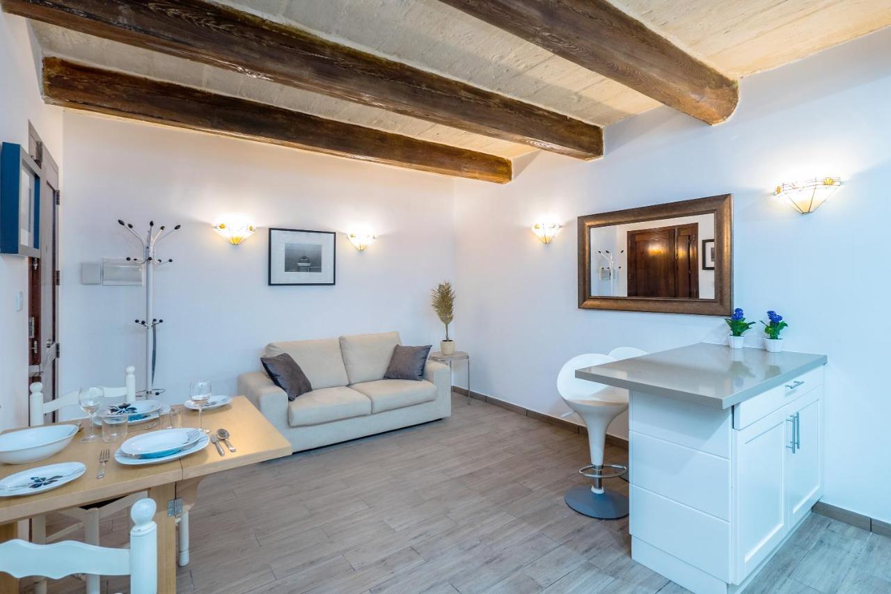 Valletta Main Street Apartment Deluxe Экстерьер фото
