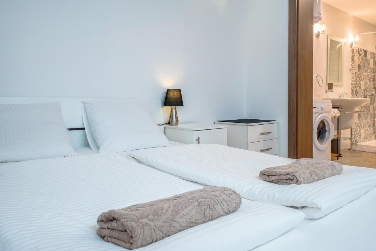 Valletta Main Street Apartment Deluxe Экстерьер фото